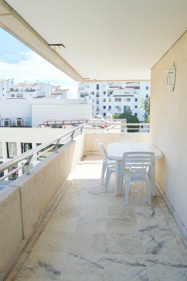Center Puerto Banus -3 Bedrooms Marbella Bagian luar foto