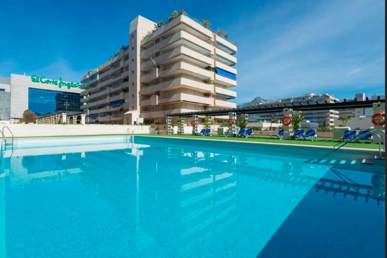 Center Puerto Banus -3 Bedrooms Marbella Bagian luar foto