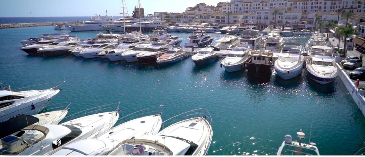Center Puerto Banus -3 Bedrooms Marbella Bagian luar foto